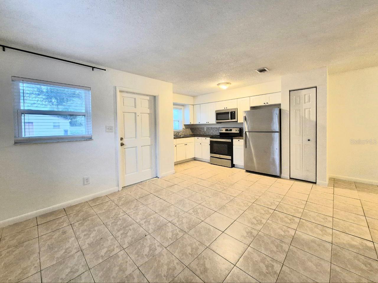 Image 6 of 29 For 2408 Cypress Street B