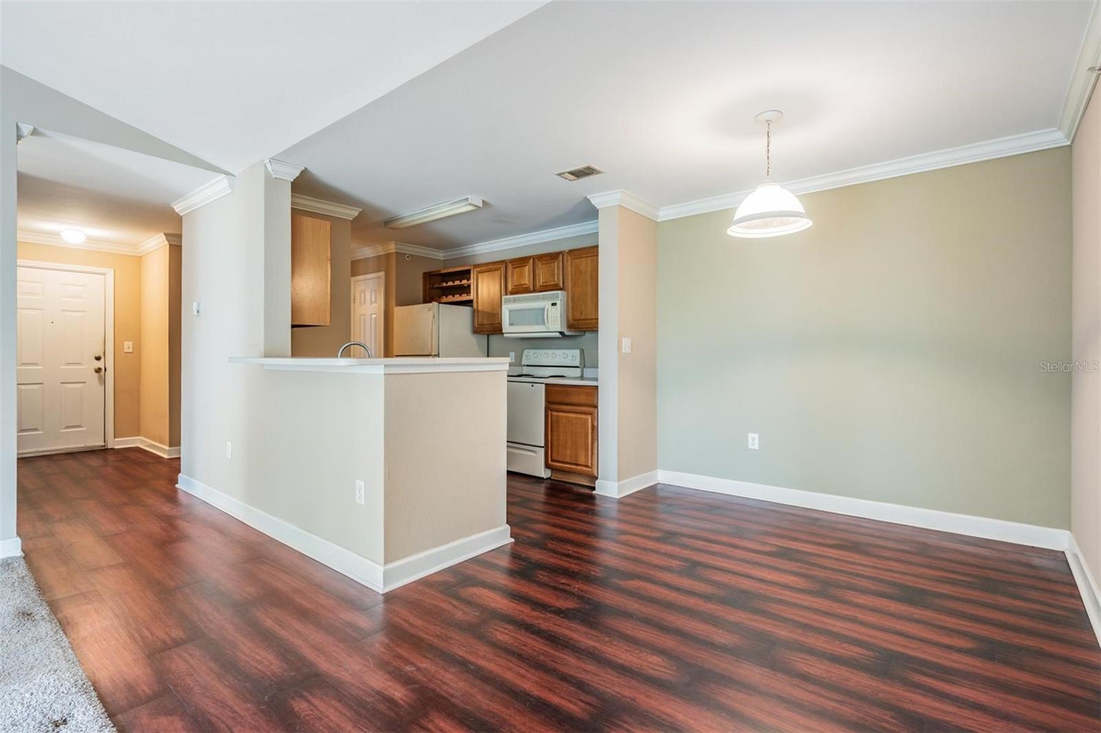 Image 11 of 33 For 18119 Bridle Club Drive