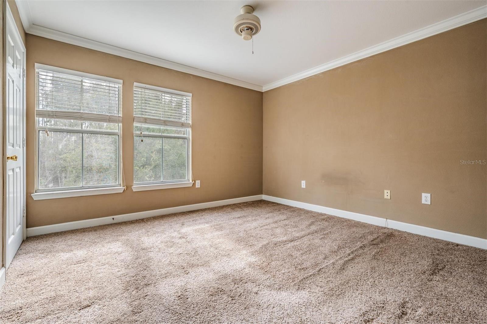 Image 19 of 33 For 18119 Bridle Club Drive