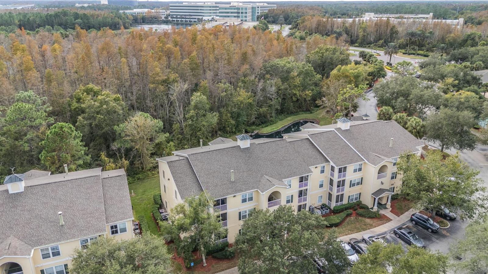 Image 23 of 33 For 18119 Bridle Club Drive