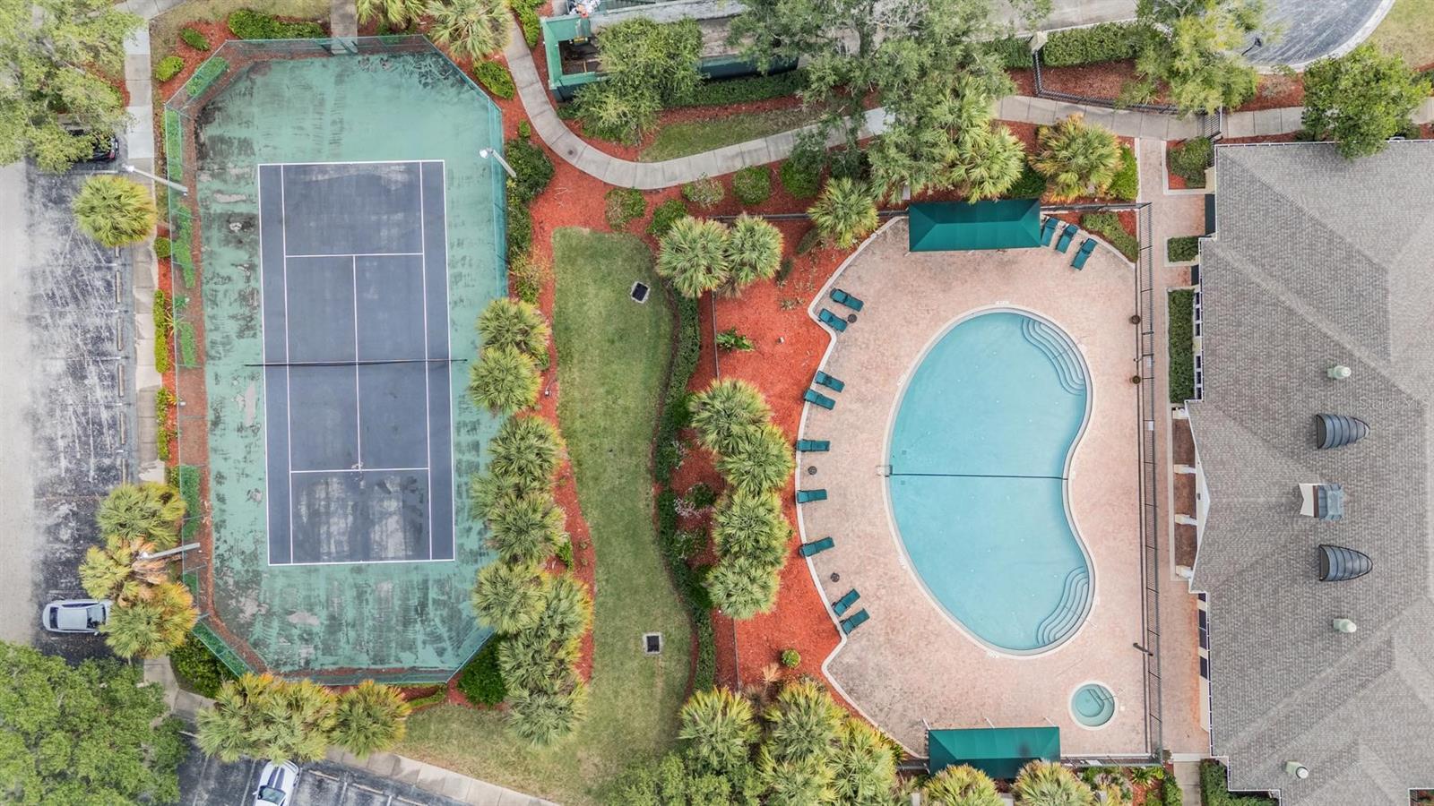 Image 26 of 33 For 18119 Bridle Club Drive