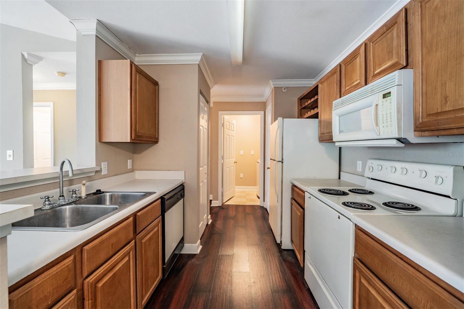 Image 7 of 33 For 18119 Bridle Club Drive