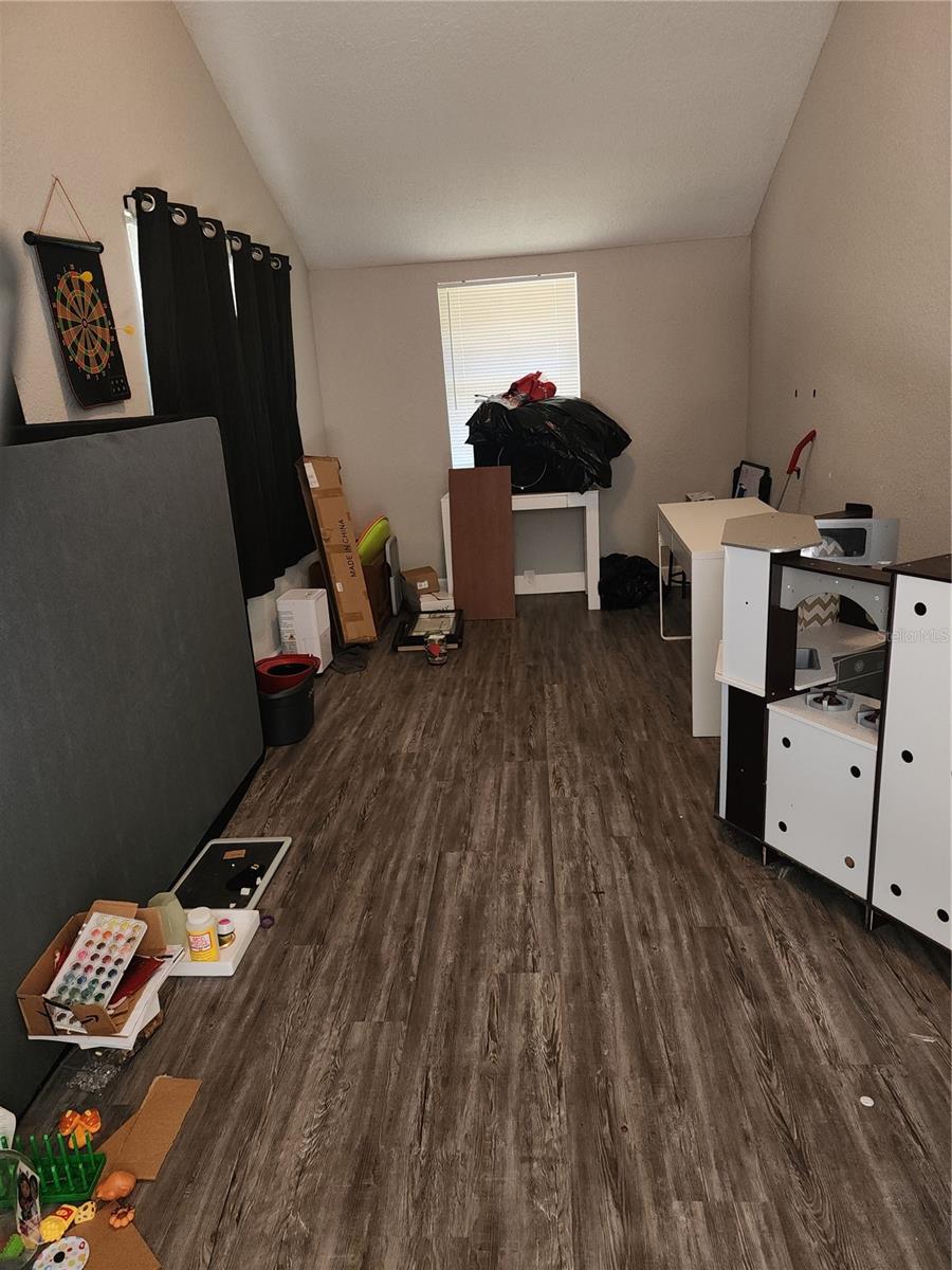 Image 12 of 13 For 2439 Lakeview Street