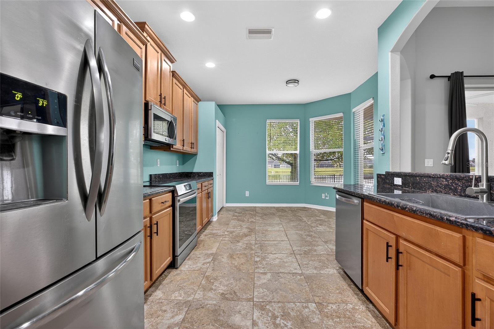 Image 12 of 41 For 7170 50th Avenue Circle E