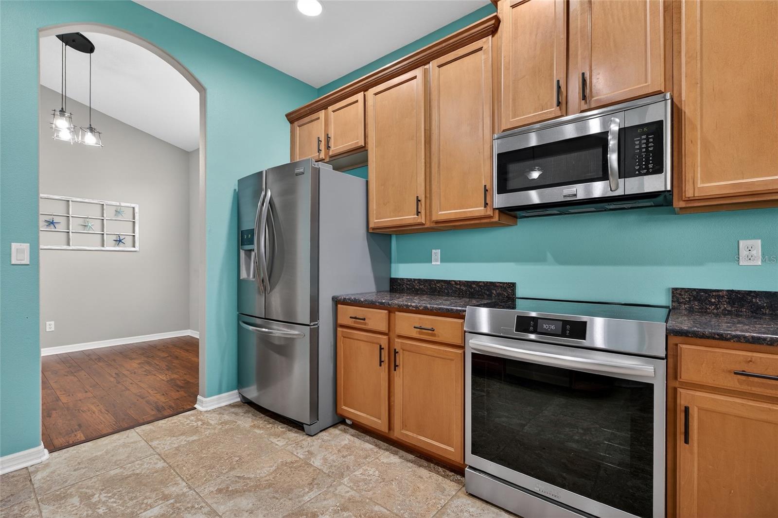 Image 13 of 41 For 7170 50th Avenue Circle E