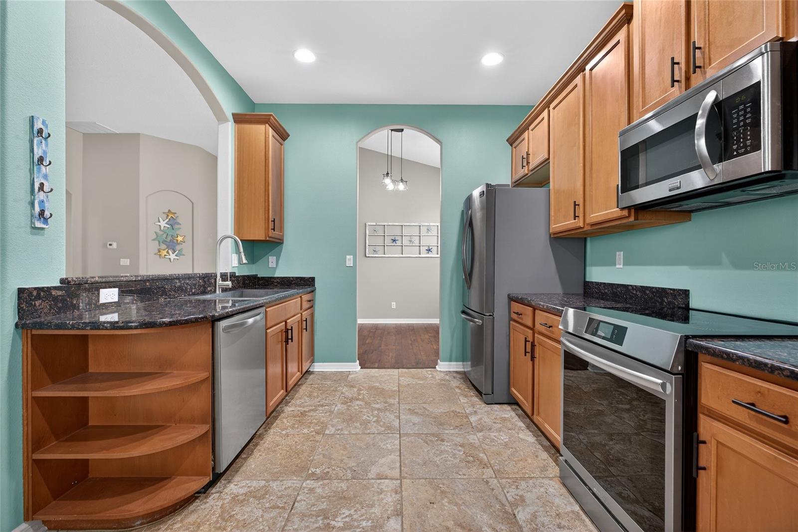 Image 14 of 41 For 7170 50th Avenue Circle E