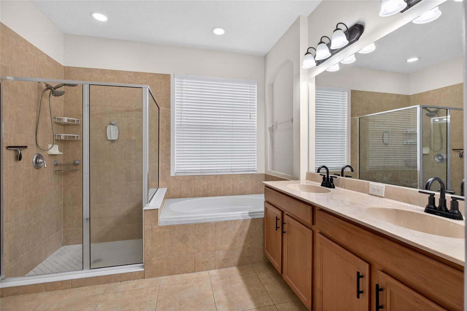 Image 20 of 41 For 7170 50th Avenue Circle E