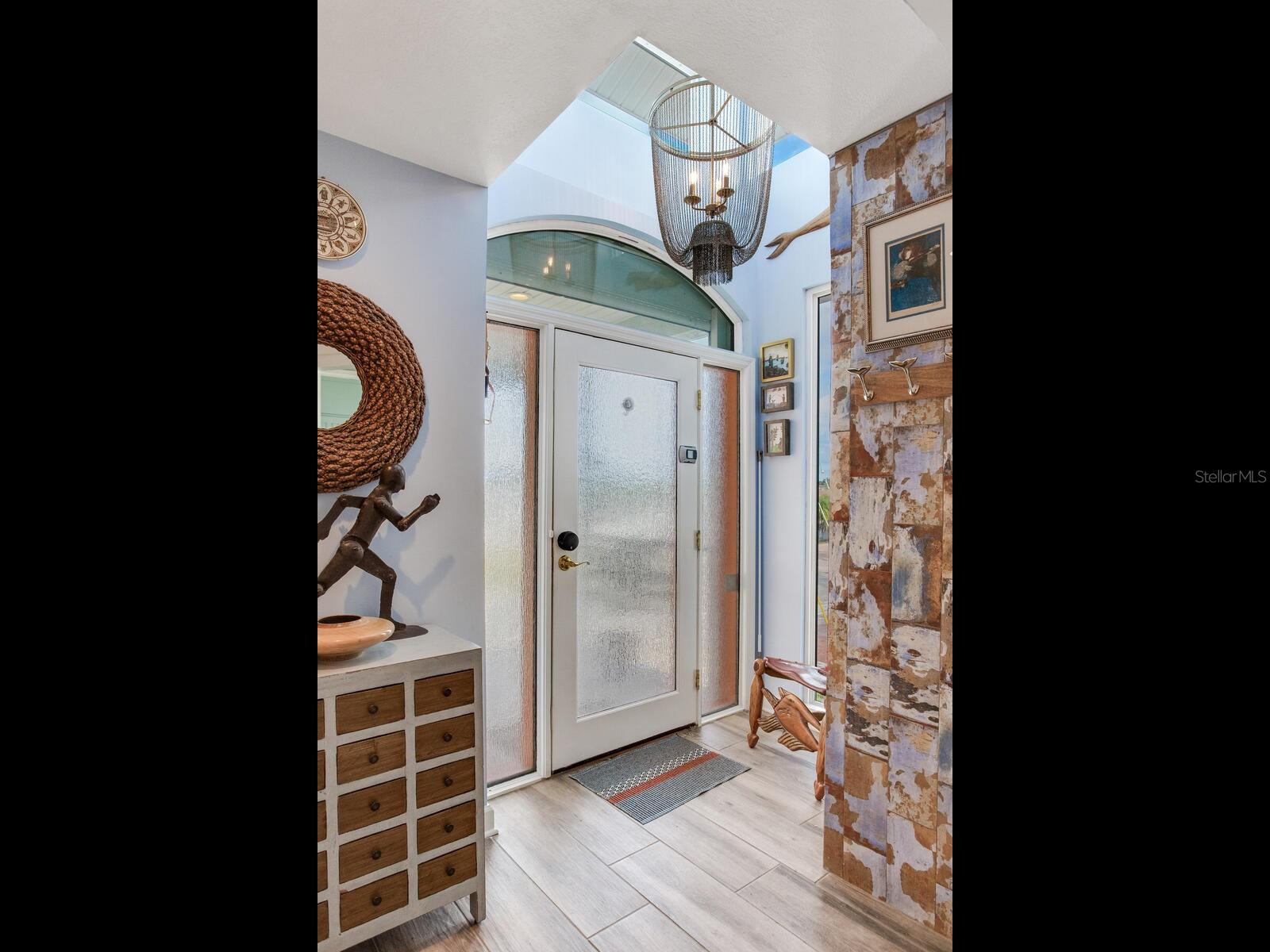 Image 24 of 97 For 511 161st Avenue