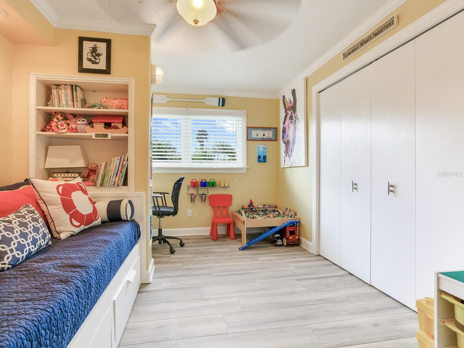 Image 52 of 97 For 511 161st Avenue