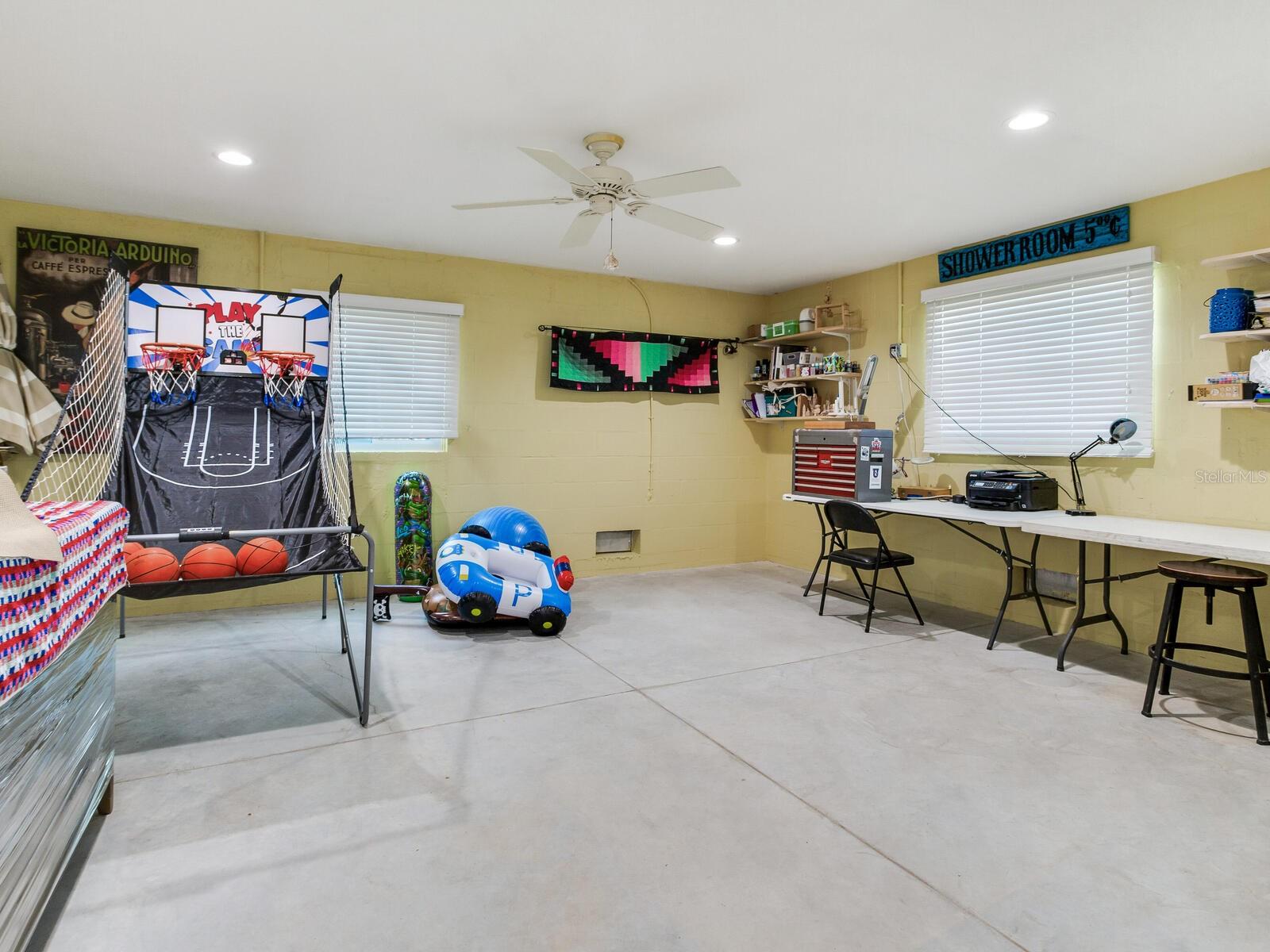 Image 70 of 97 For 511 161st Avenue