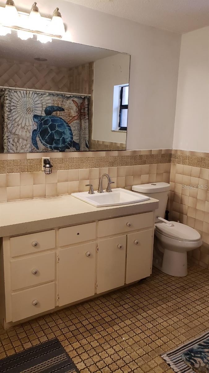 Image 27 of 27 For 7607 Tall Tree Court