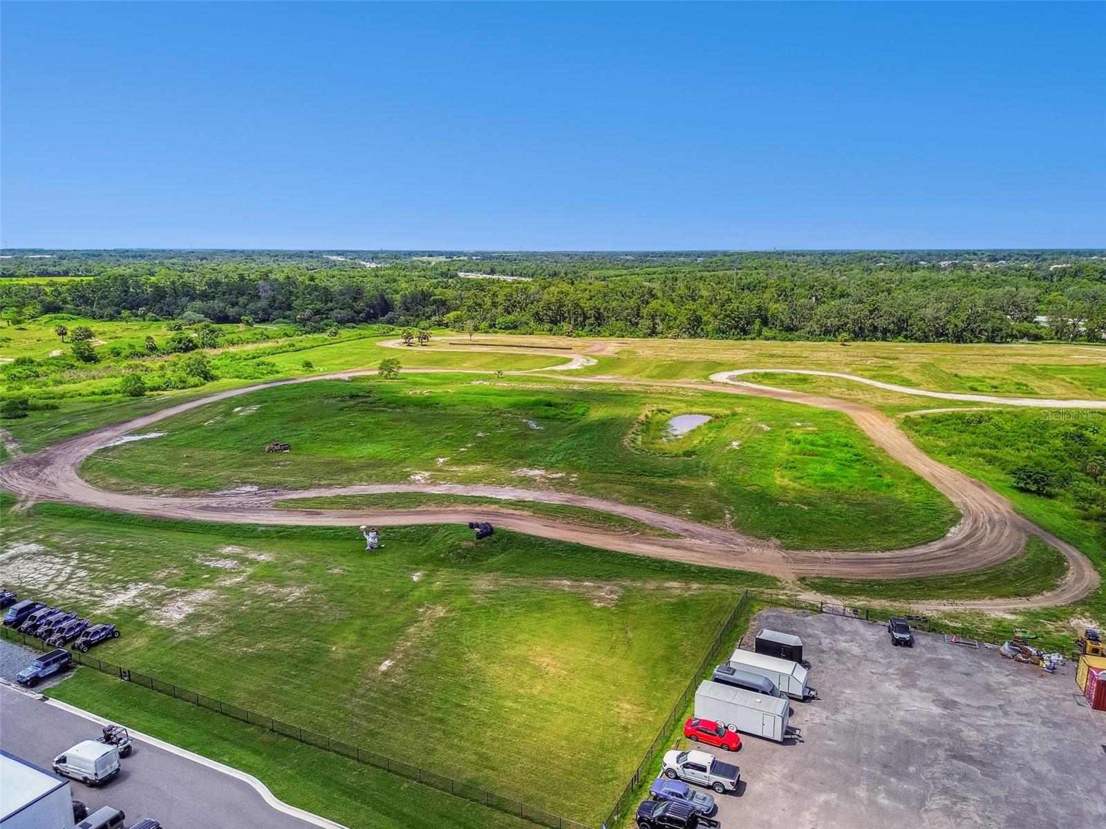 Listing photo id 28 for 6500 Motor Enclave Way 213