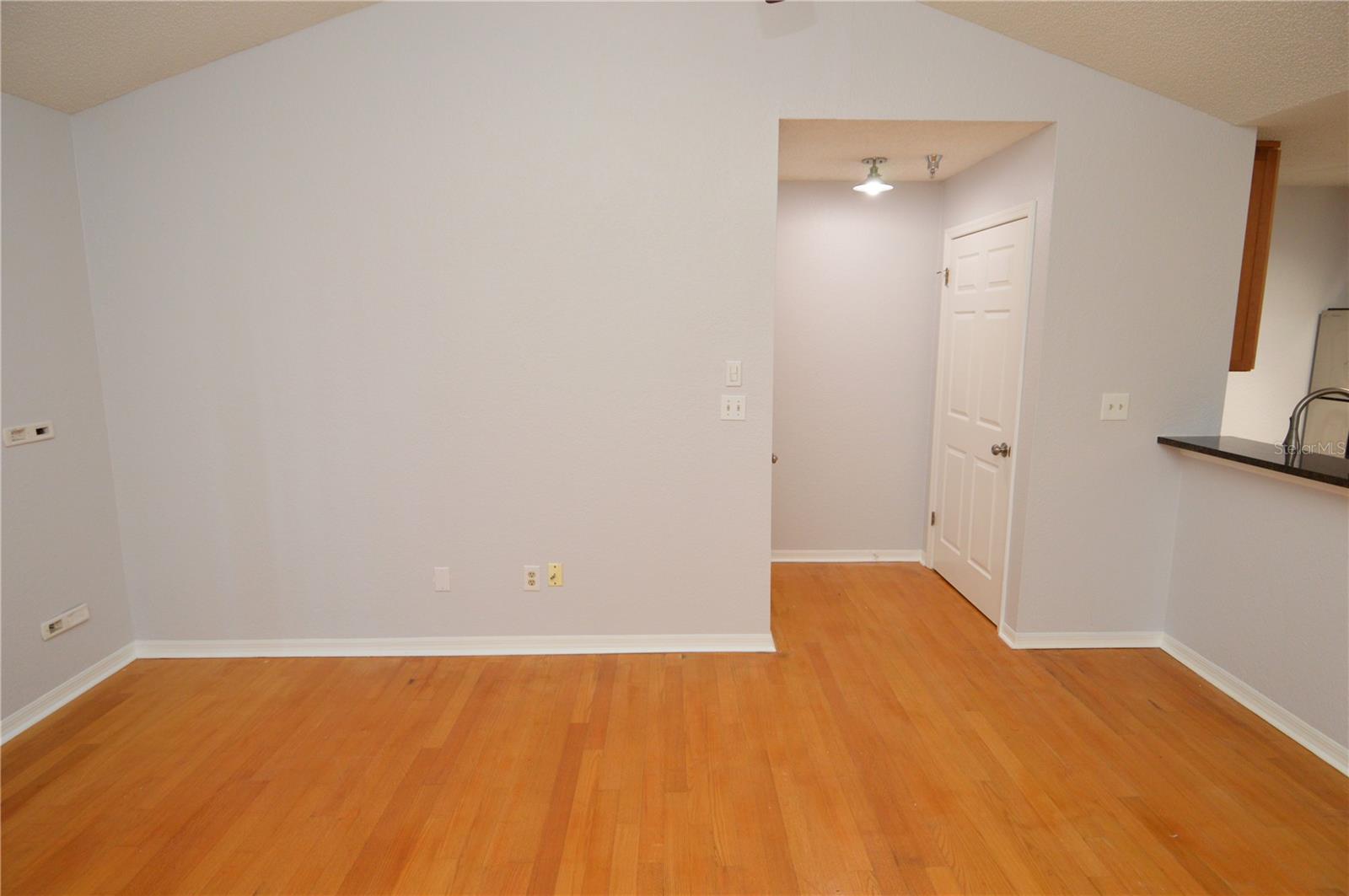 Image 15 of 95 For 10263 Gandy Boulevard N 1916