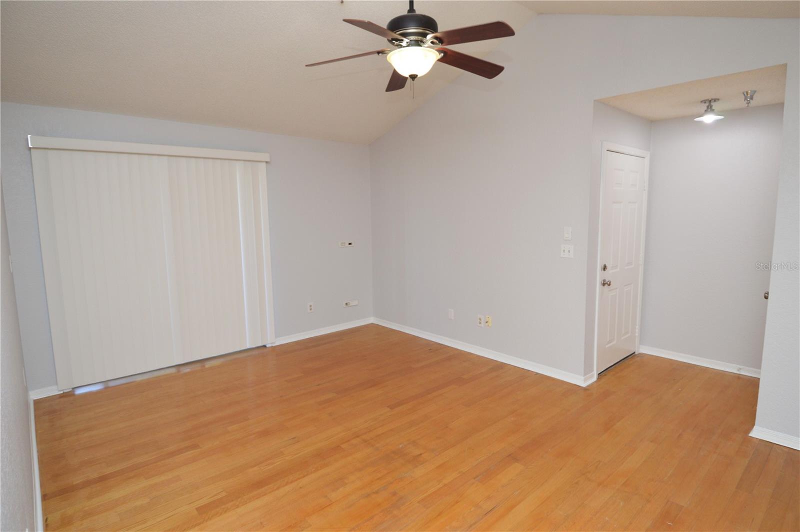 Image 17 of 95 For 10263 Gandy Boulevard N 1916