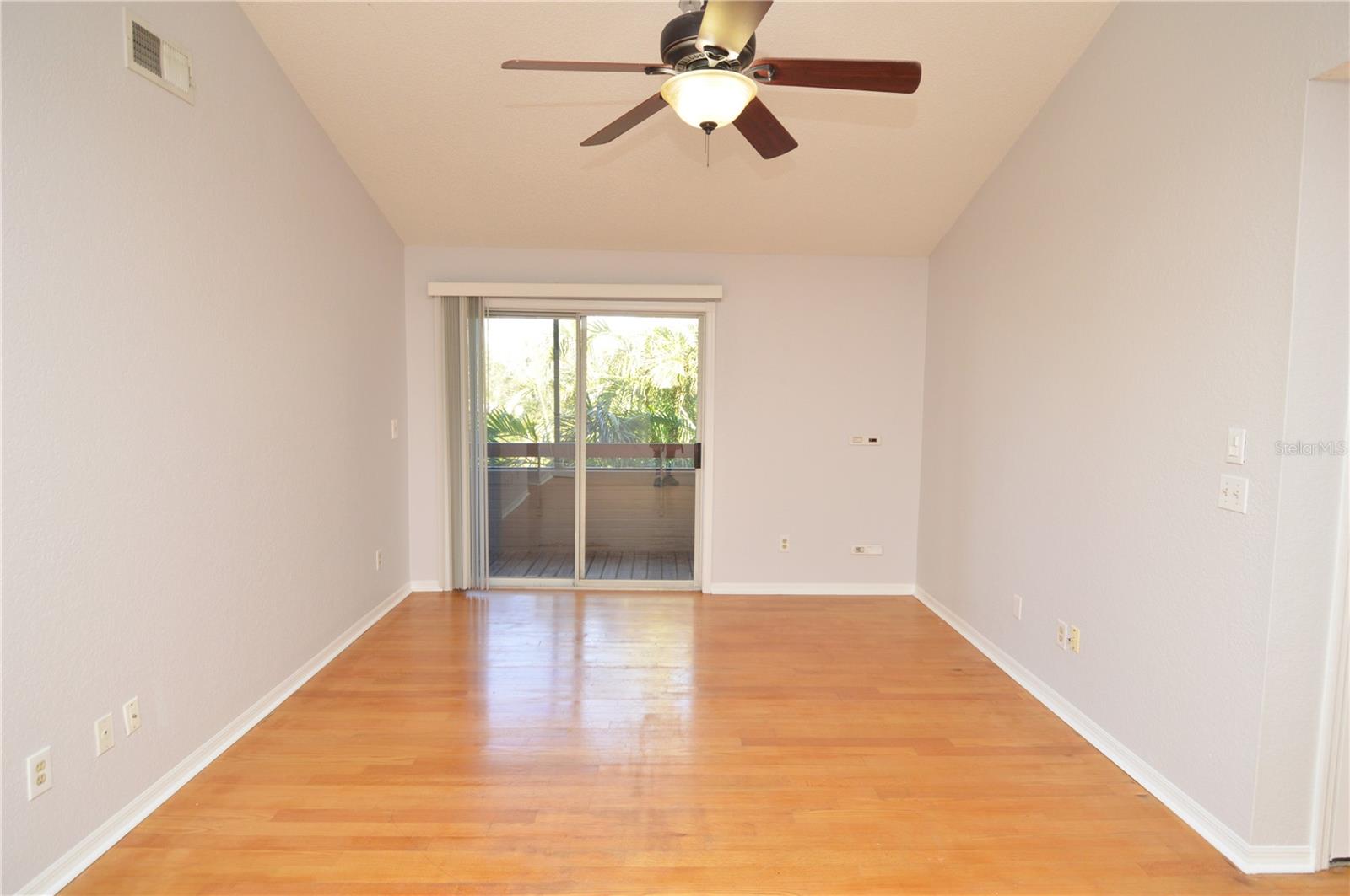 Image 18 of 95 For 10263 Gandy Boulevard N 1916