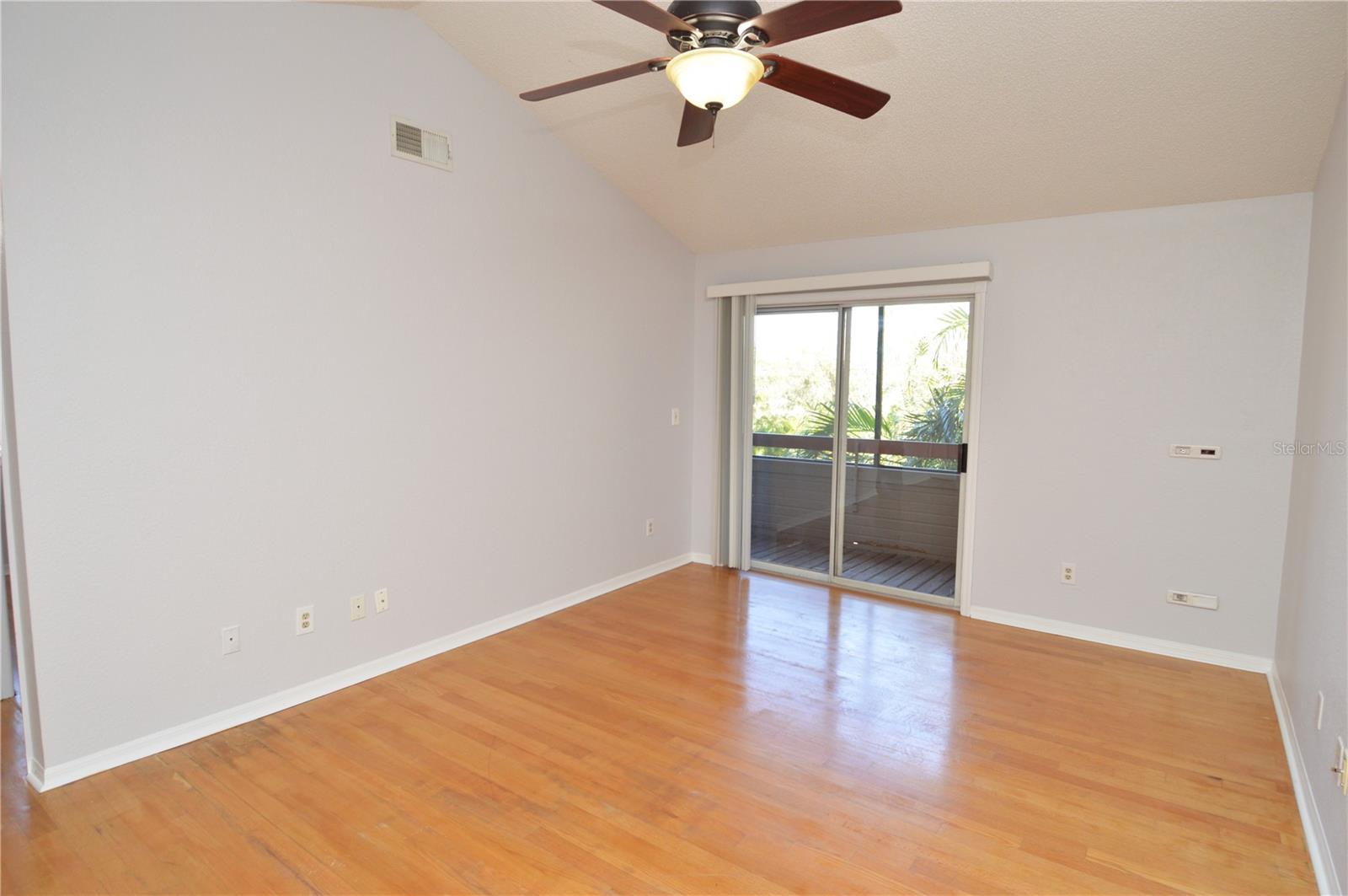 Image 20 of 95 For 10263 Gandy Boulevard N 1916