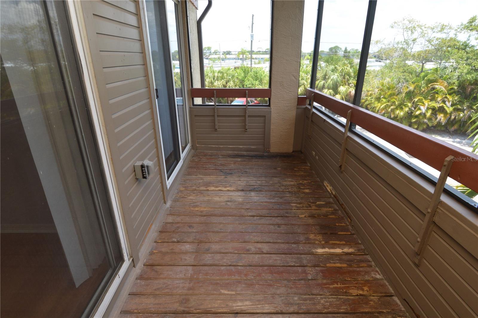 Image 42 of 95 For 10263 Gandy Boulevard N 1916