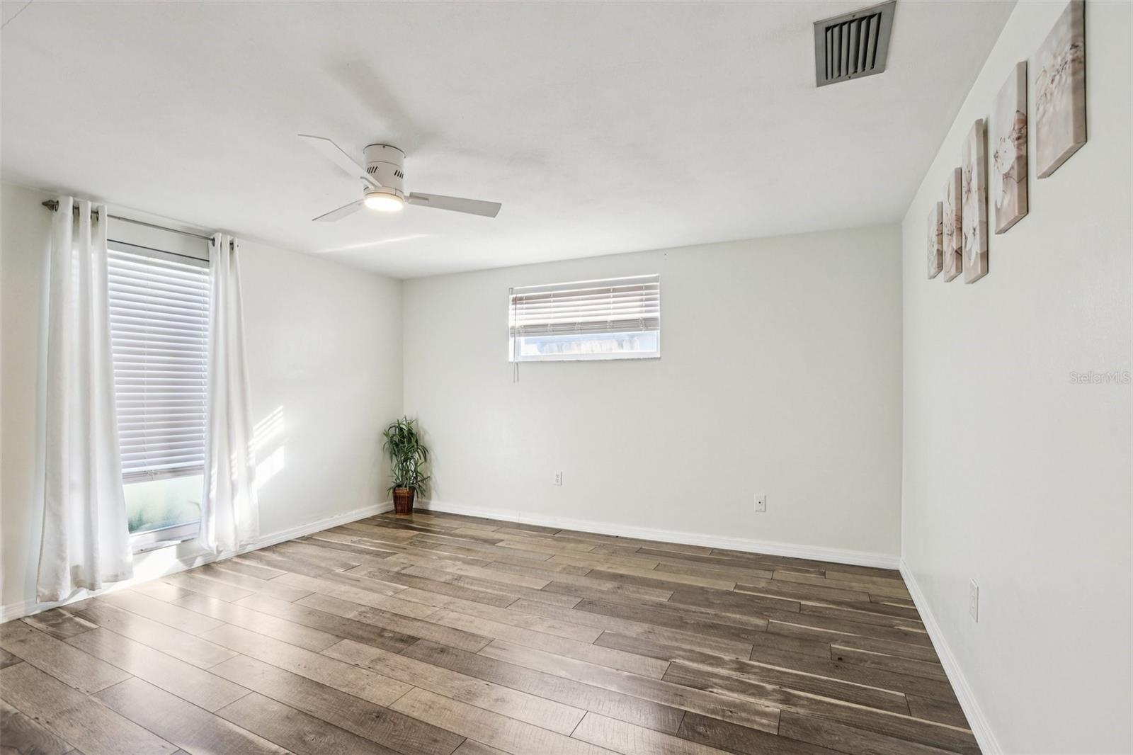 Image 12 of 33 For 3111 Finch Drive