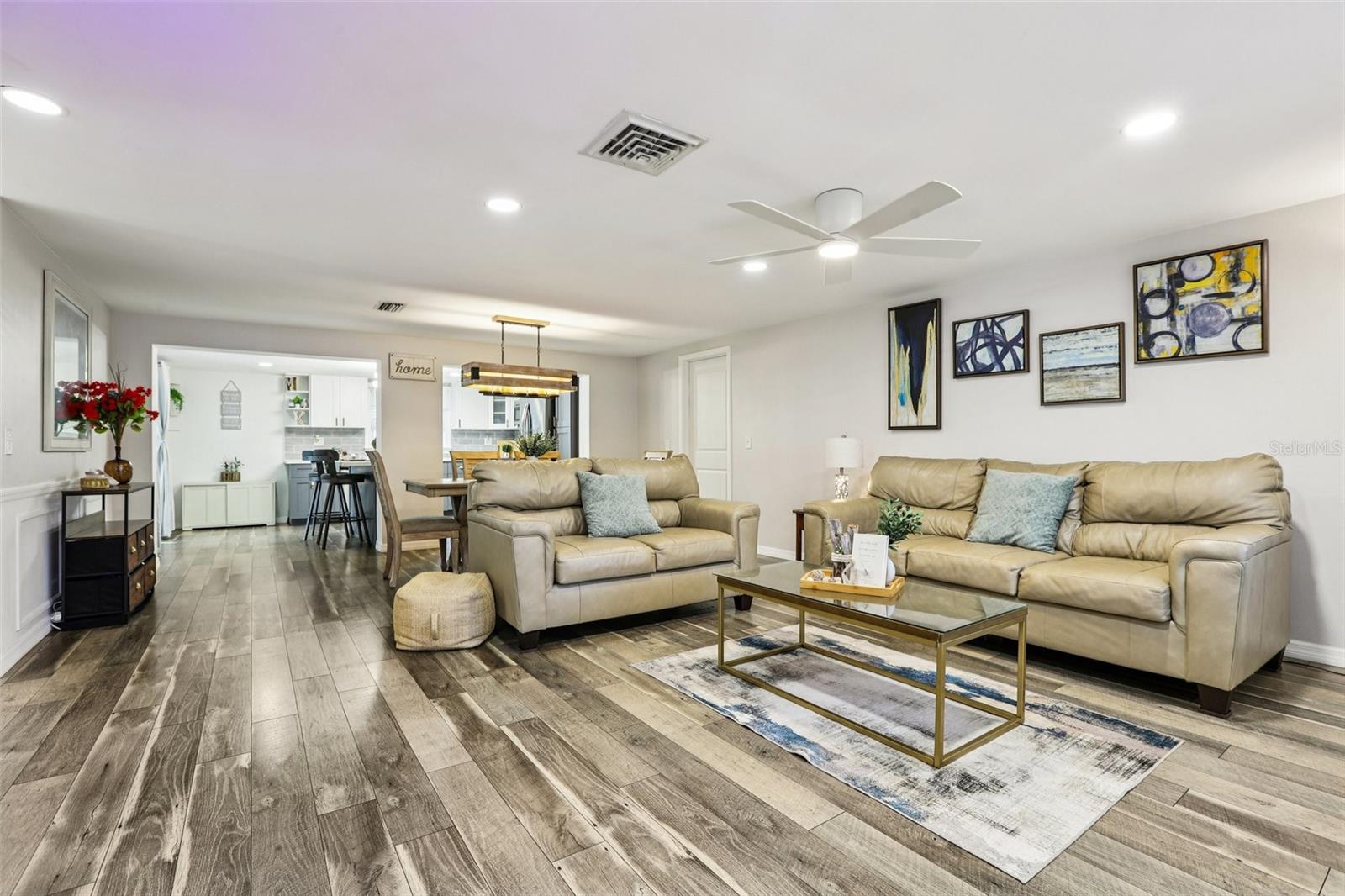 Image 4 of 33 For 3111 Finch Drive