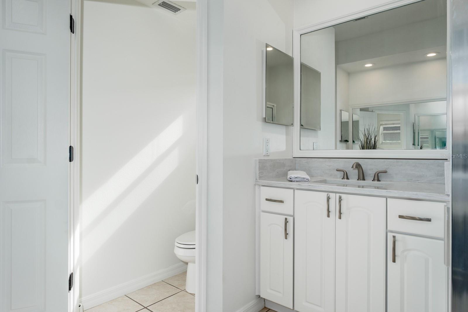 Image 39 of 67 For 527 Bridle Path Way