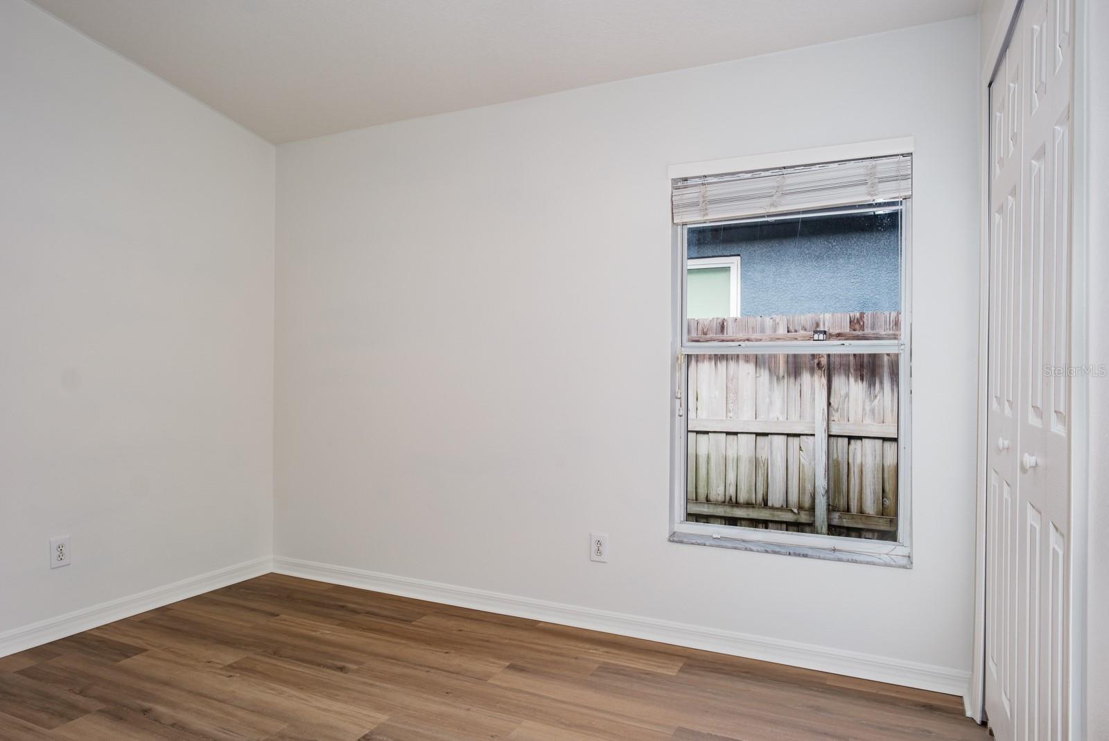 Image 46 of 67 For 527 Bridle Path Way