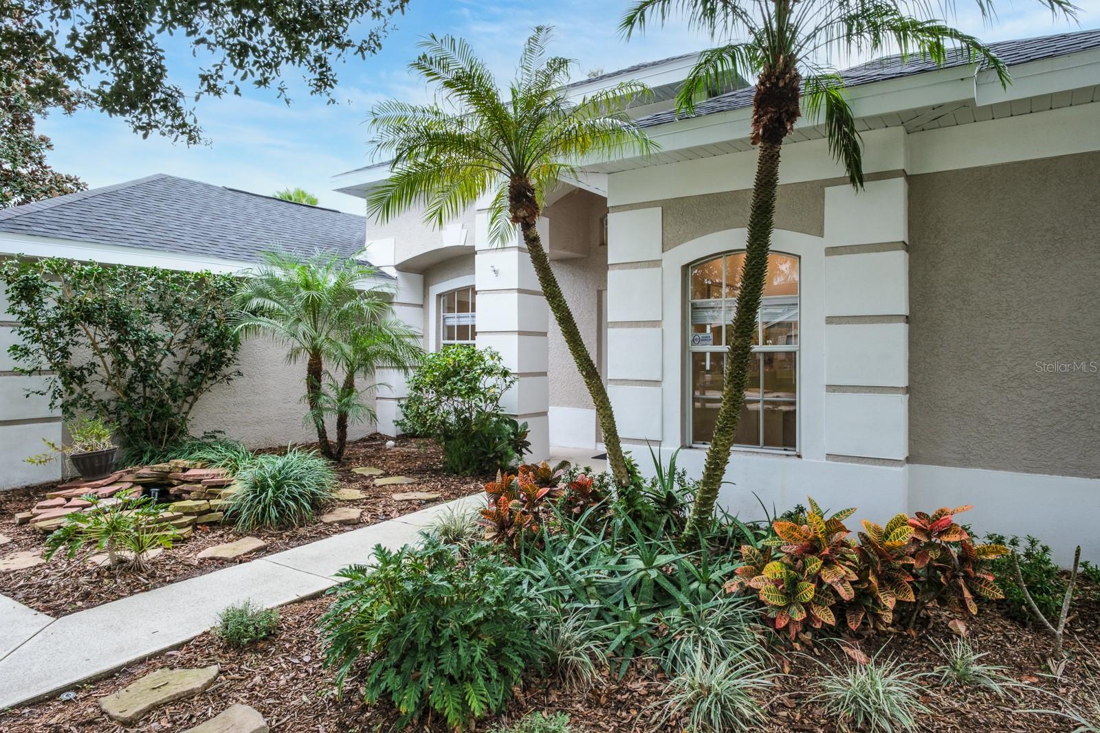 Image 5 of 67 For 527 Bridle Path Way