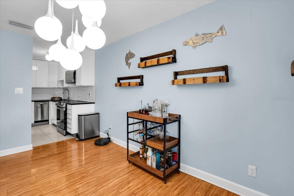 Image 12 of 37 For 101 Pompano Drive Se C