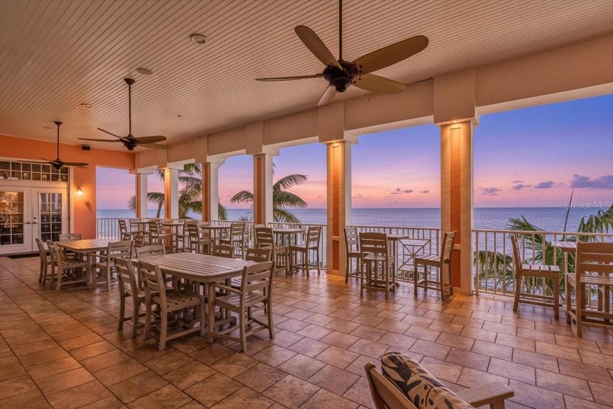 Image 24 of 37 For 101 Pompano Drive Se C