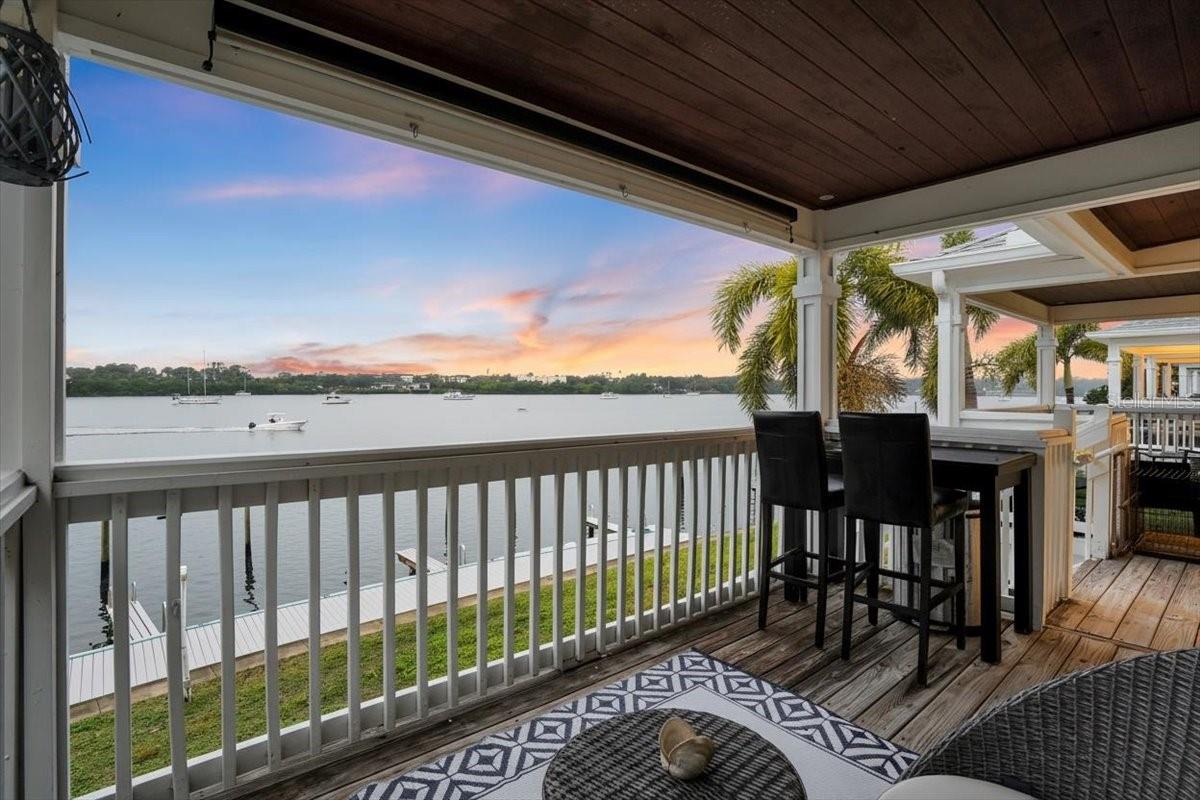 Image 33 of 37 For 101 Pompano Drive Se C