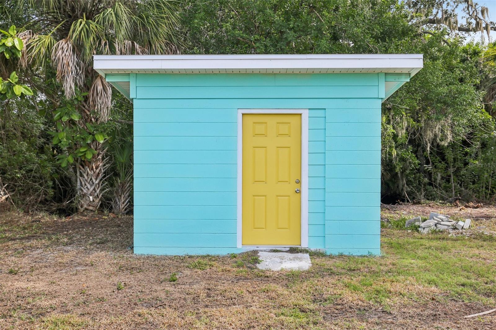 Listing photo id 24 for 215 17th Street Nw