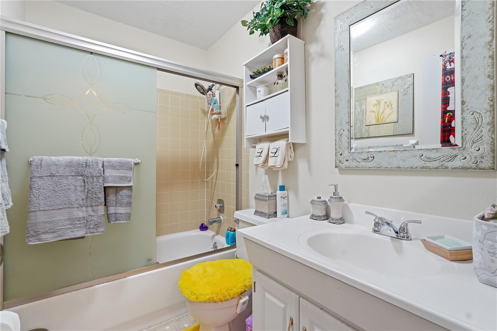 Image 14 of 25 For 1851 Bough Avenue A