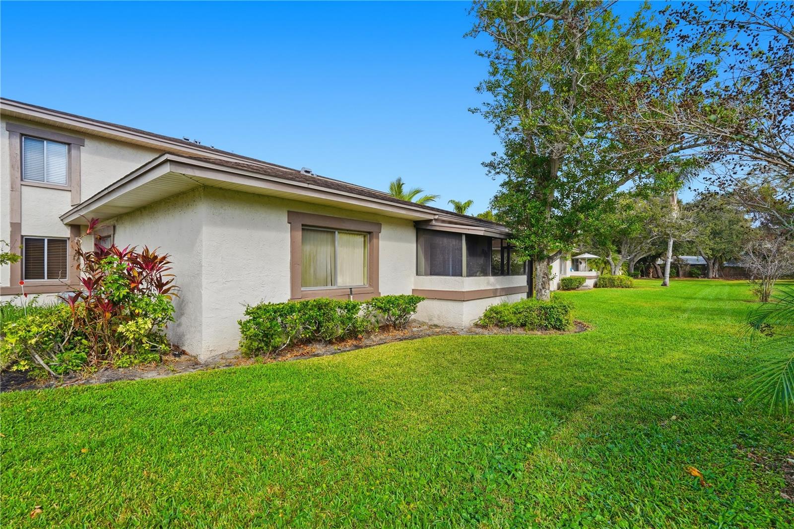 Image 19 of 25 For 1851 Bough Avenue A