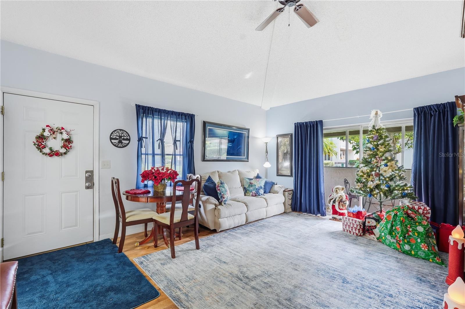 Image 4 of 25 For 1851 Bough Avenue A