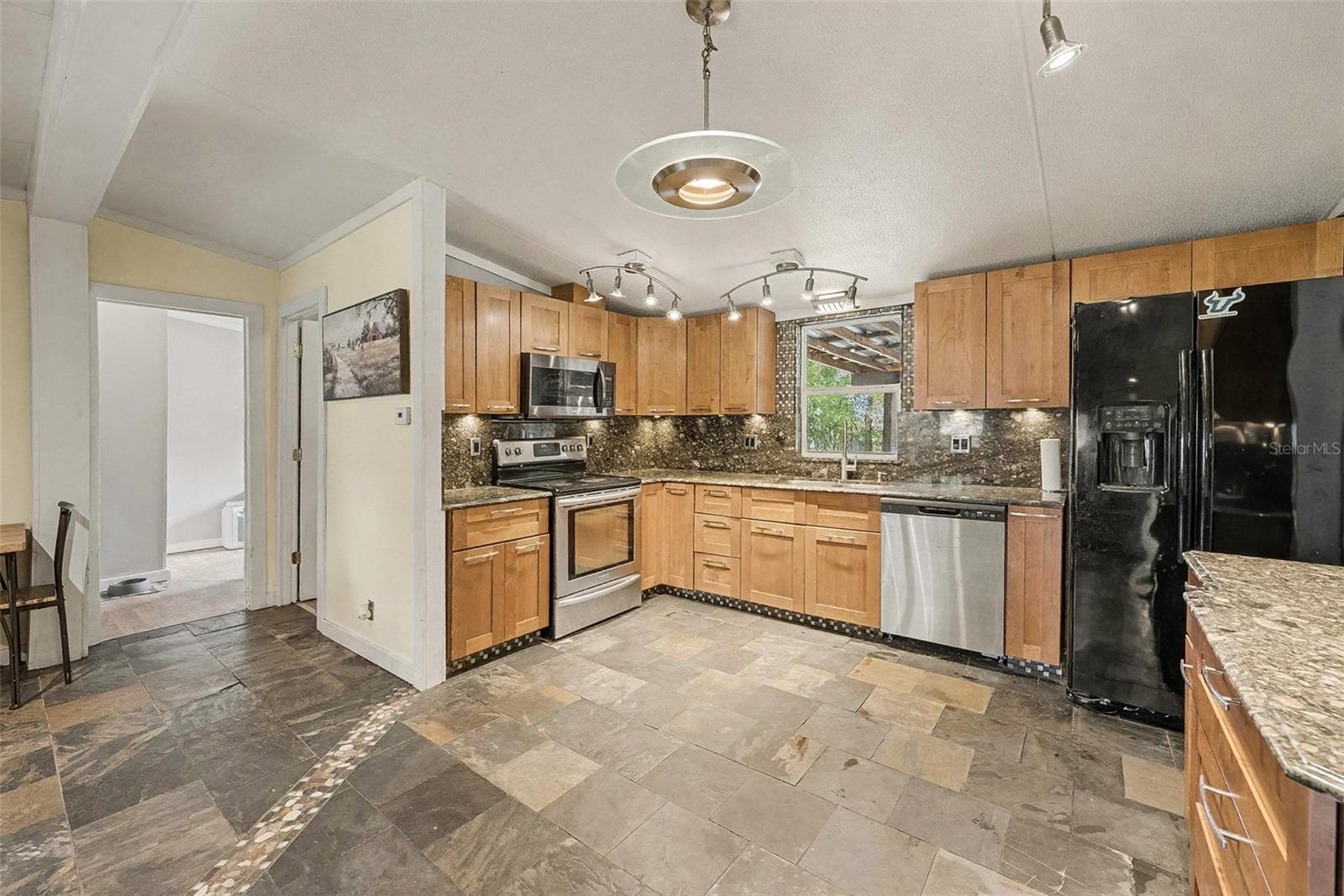 Image 7 of 32 For 5601 Joyce Sheffield Lane