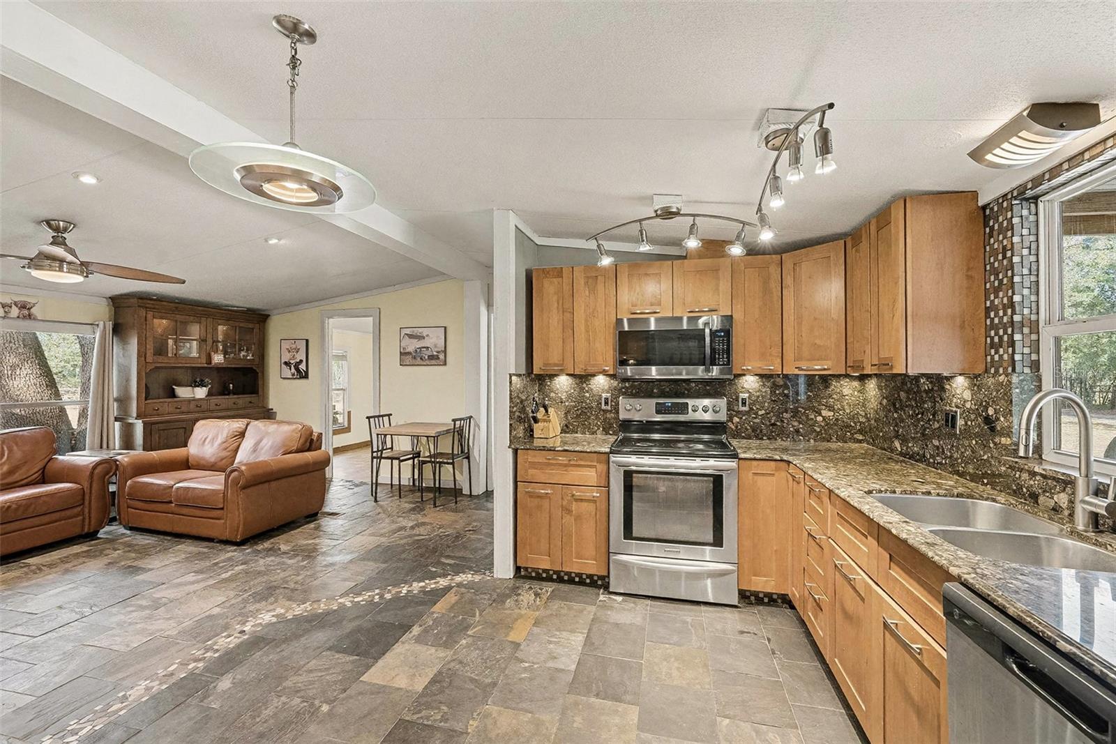 Image 8 of 32 For 5601 Joyce Sheffield Lane