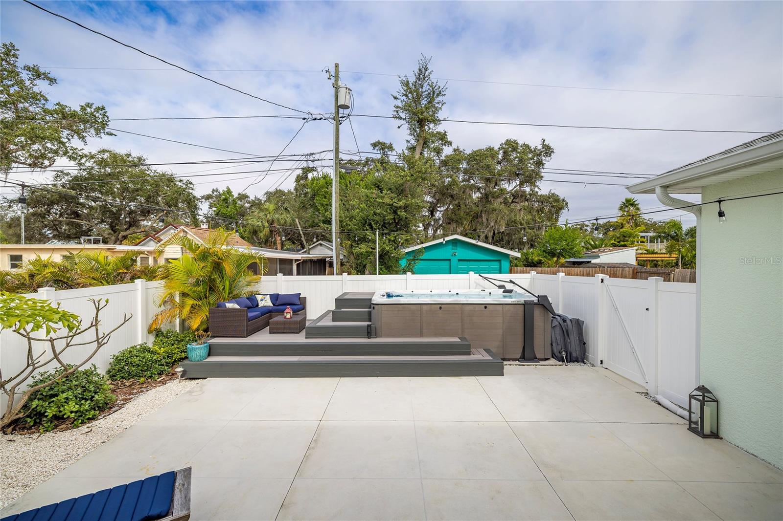 Image 33 of 60 For 416 Indiana Avenue