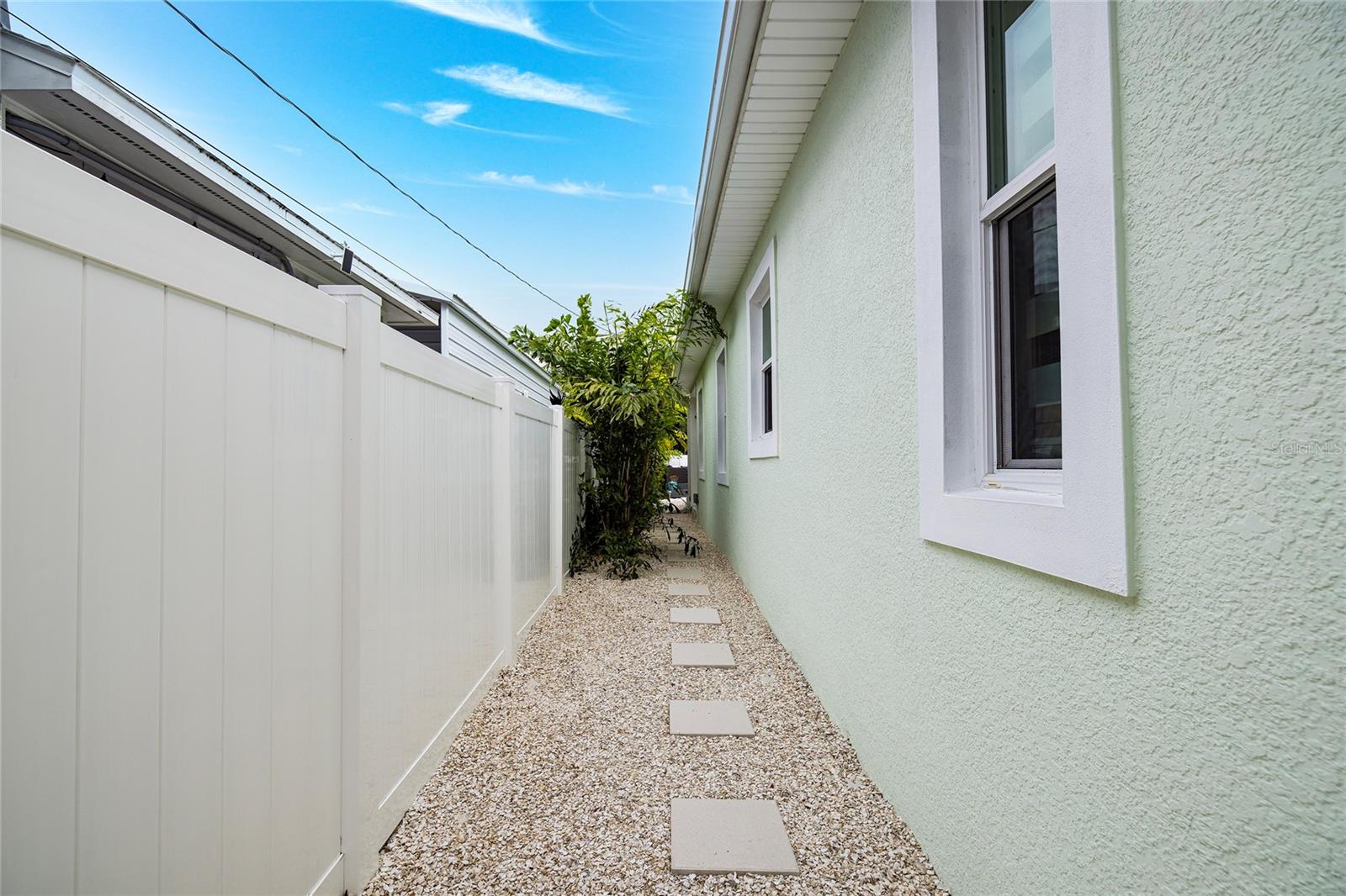 Image 43 of 60 For 416 Indiana Avenue