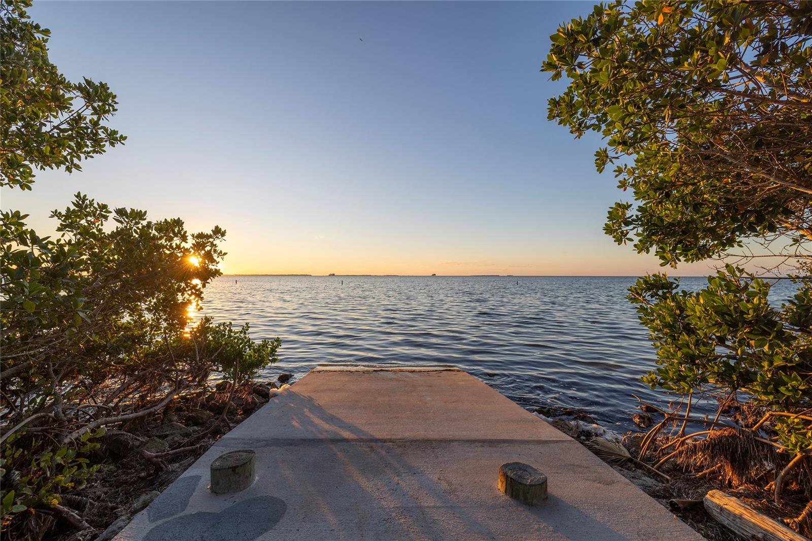 Image 57 of 60 For 416 Indiana Avenue