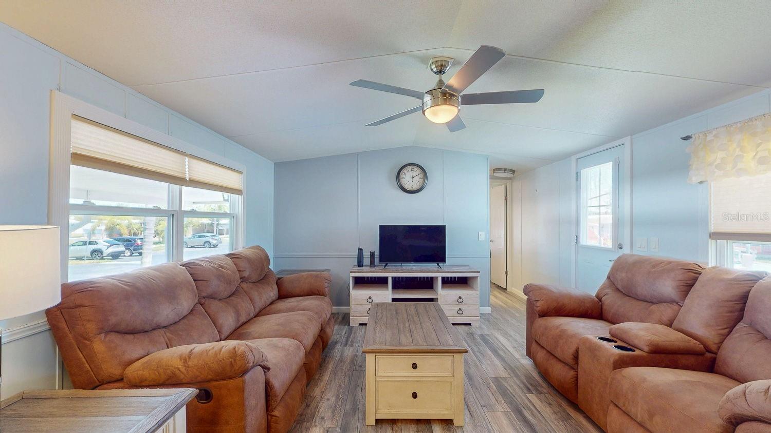 Details for 10728 Poplar Street Ne 72, ST PETERSBURG, FL 33716