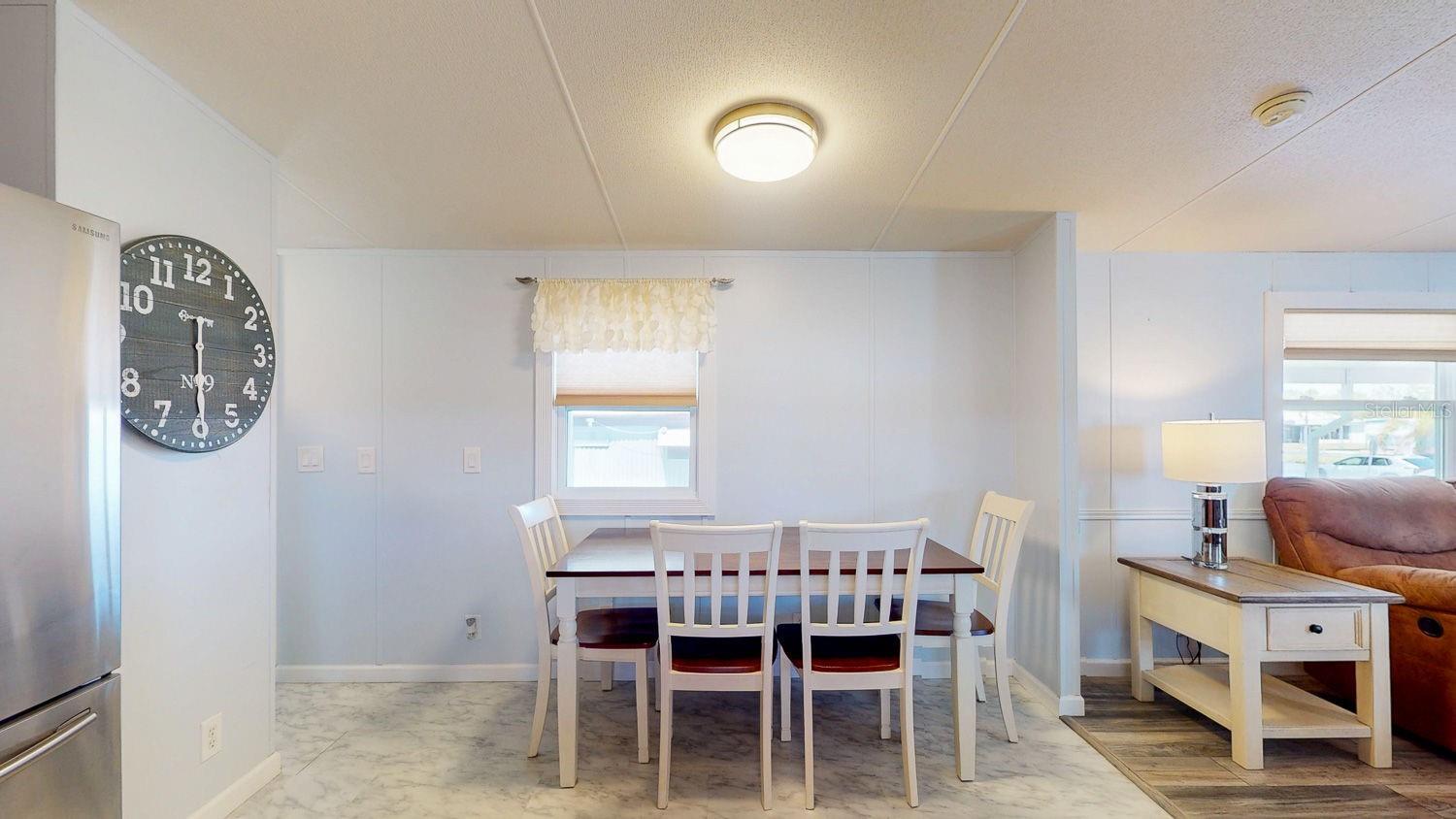 Image 11 of 53 For 10728 Poplar Street Ne 72