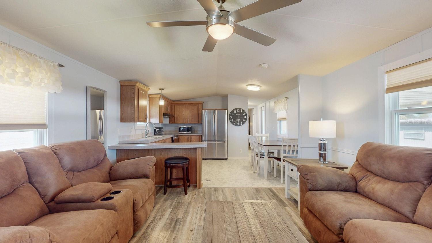 Image 14 of 53 For 10728 Poplar Street Ne 72