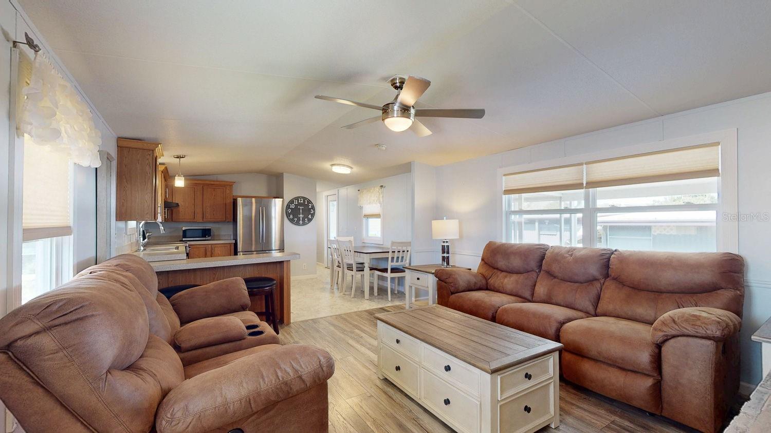 Image 16 of 53 For 10728 Poplar Street Ne 72