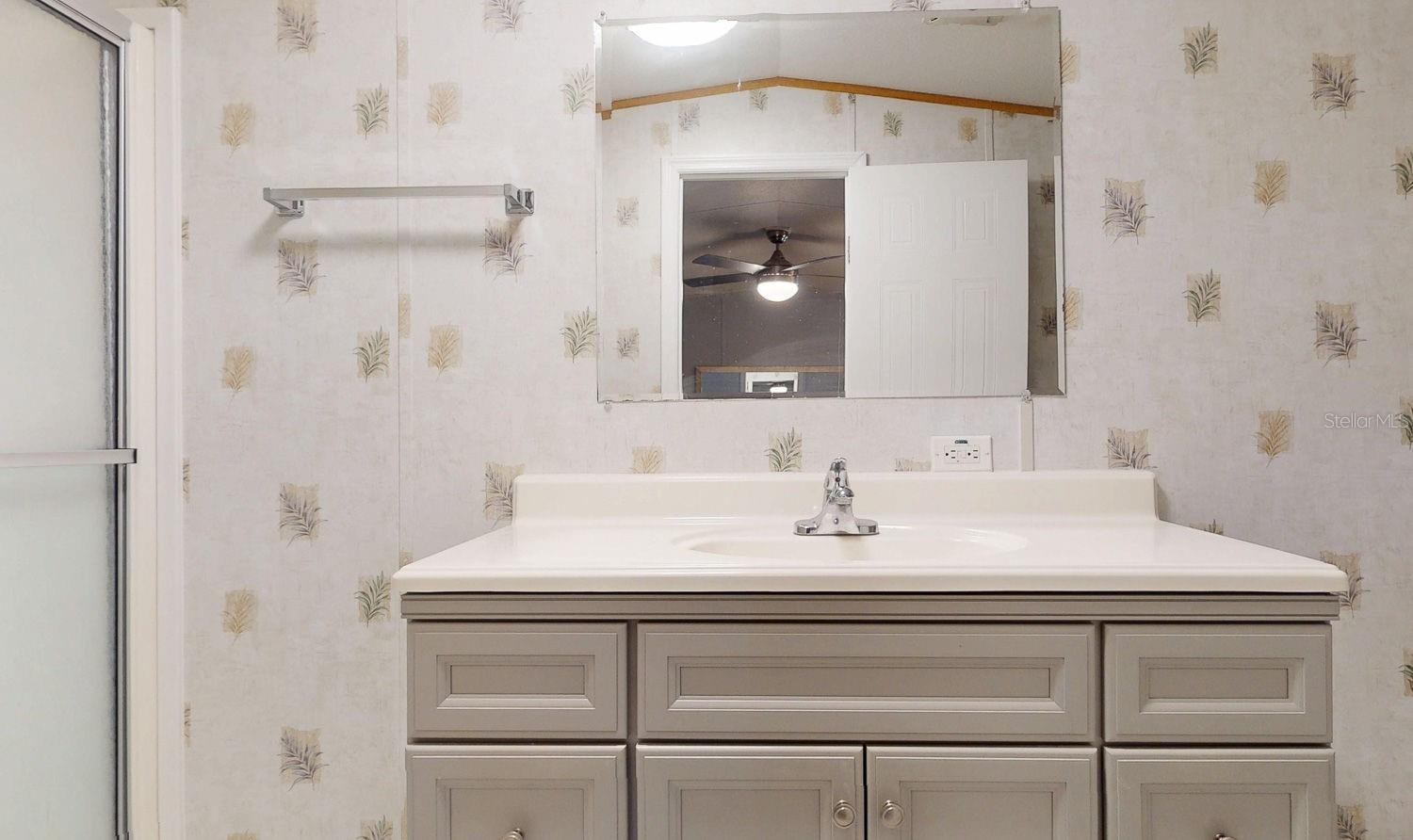 Image 21 of 53 For 10728 Poplar Street Ne 72