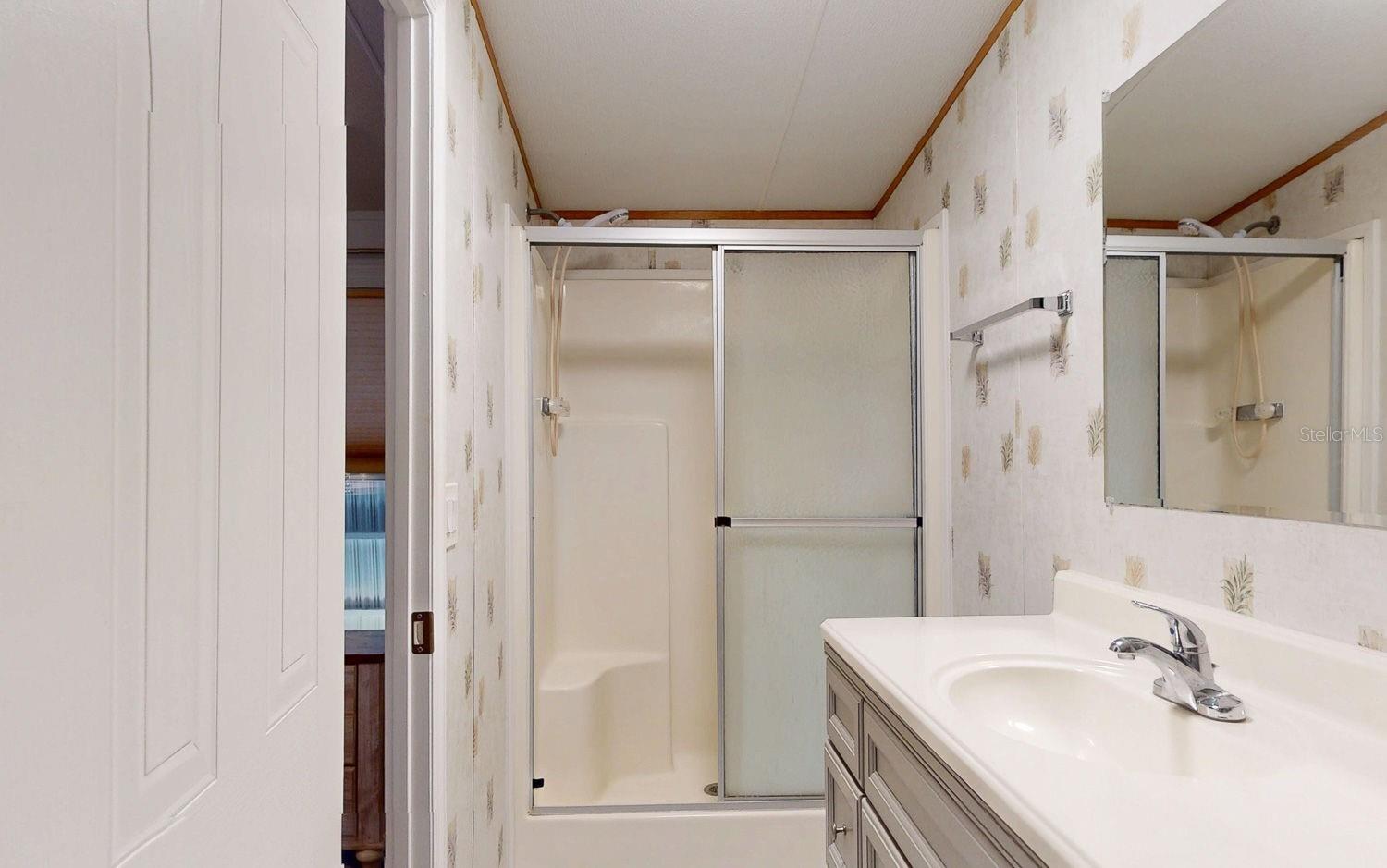 Image 23 of 53 For 10728 Poplar Street Ne 72