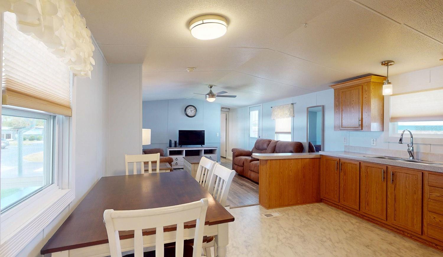 Image 7 of 53 For 10728 Poplar Street Ne 72