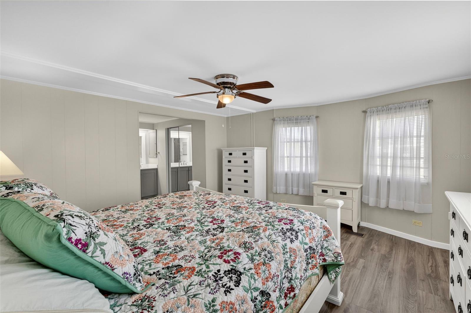 Image 17 of 76 For 402 Tequila