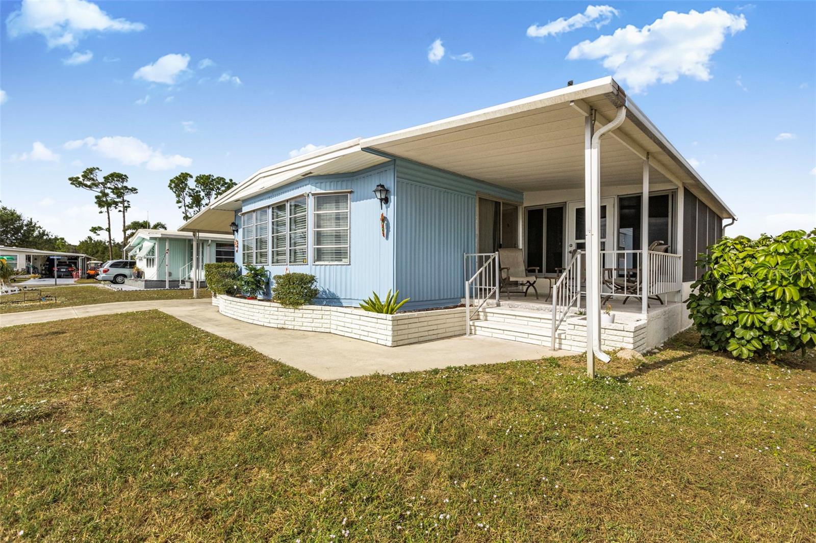 Image 2 of 76 For 402 Tequila