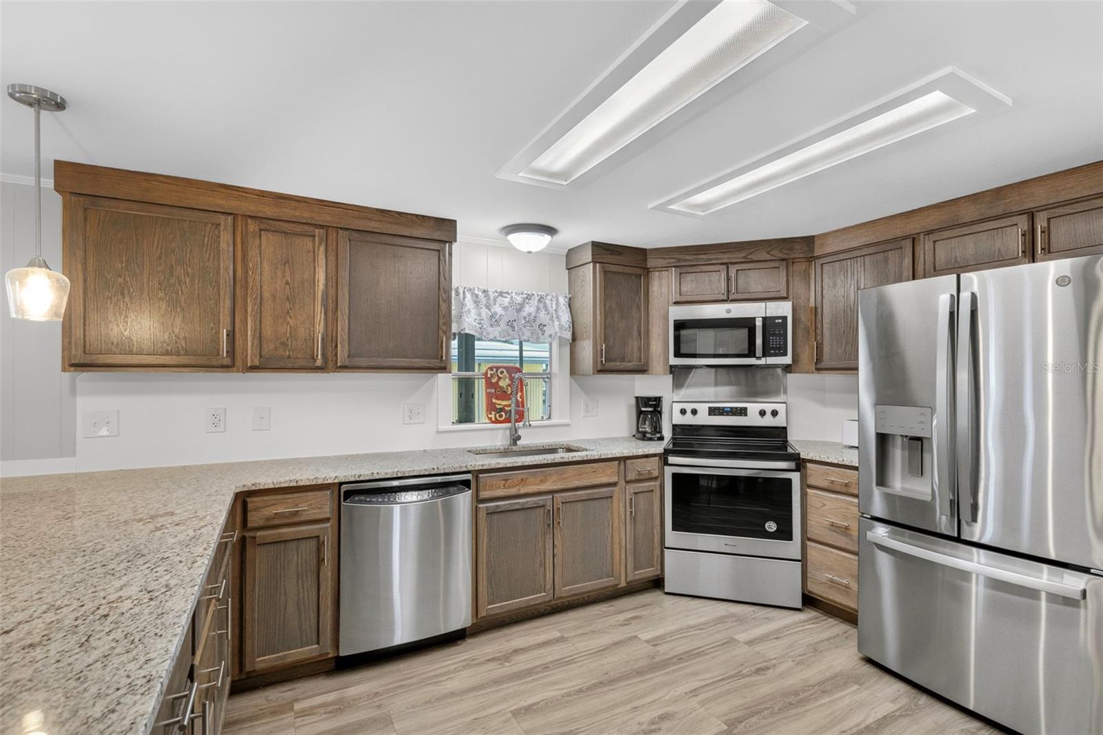 Image 7 of 76 For 402 Tequila