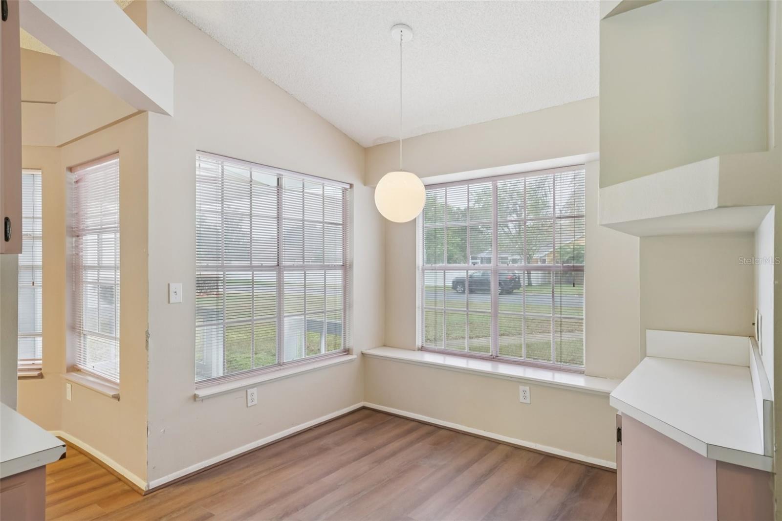 Image 12 of 33 For 3404 Silverstone Court E