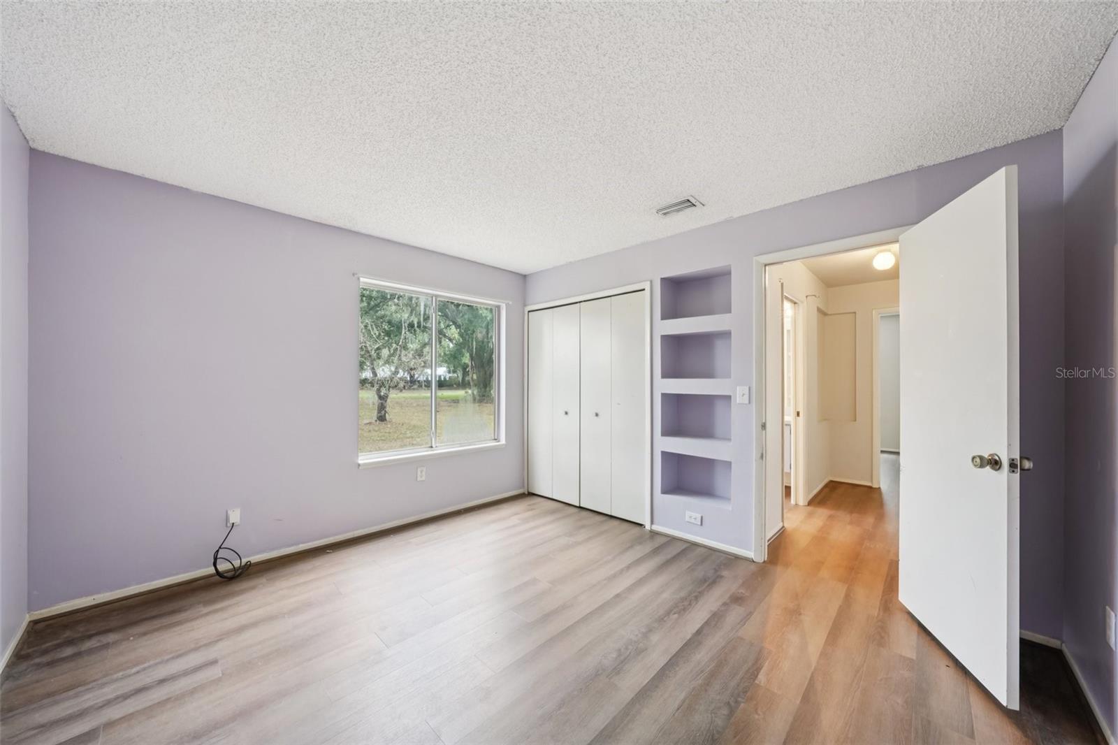 Image 27 of 33 For 3404 Silverstone Court E